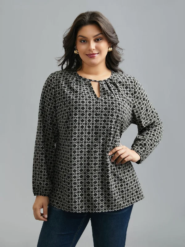 Geometric Print Plicated Detail Keyhole Blouse