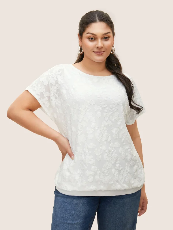 Round Neck Textured Floral Mesh T-shirt