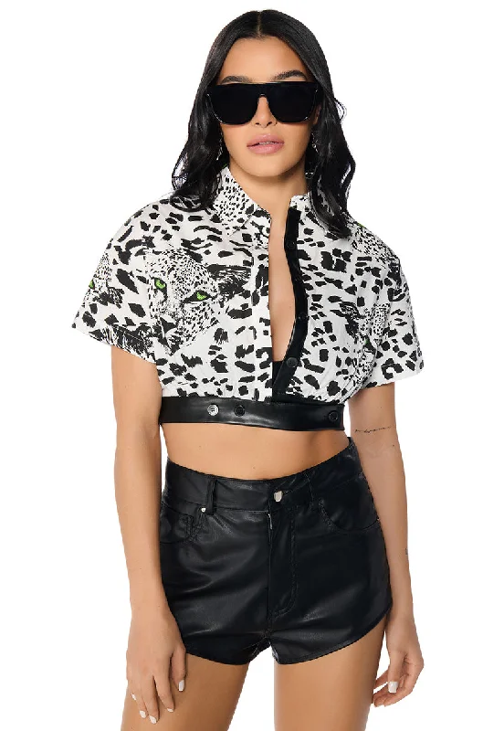 ON THE PROWL ANIMAL PRINT CROPPED SHIRT