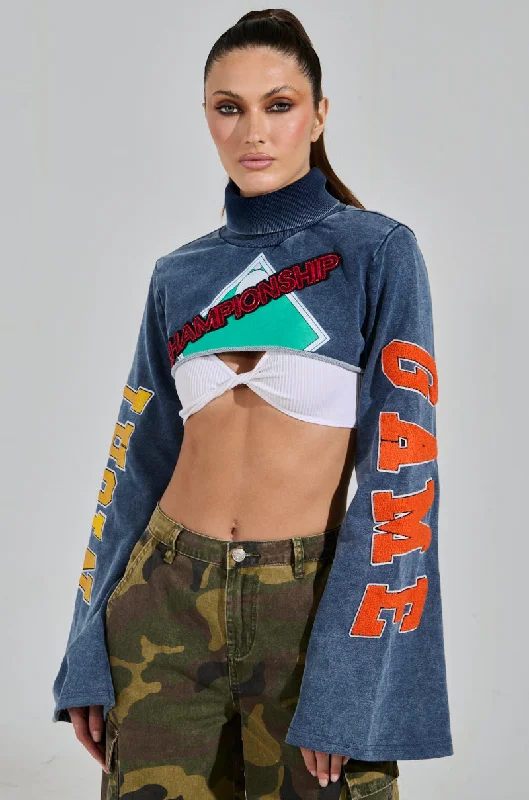 TRUE CHAMPION GRAPHIC CROPPED SWEATSHIRT