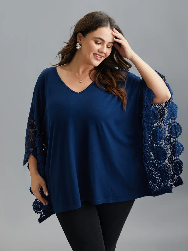 V-Neck Crochet Lace Batwing Sleeve T-Shirt