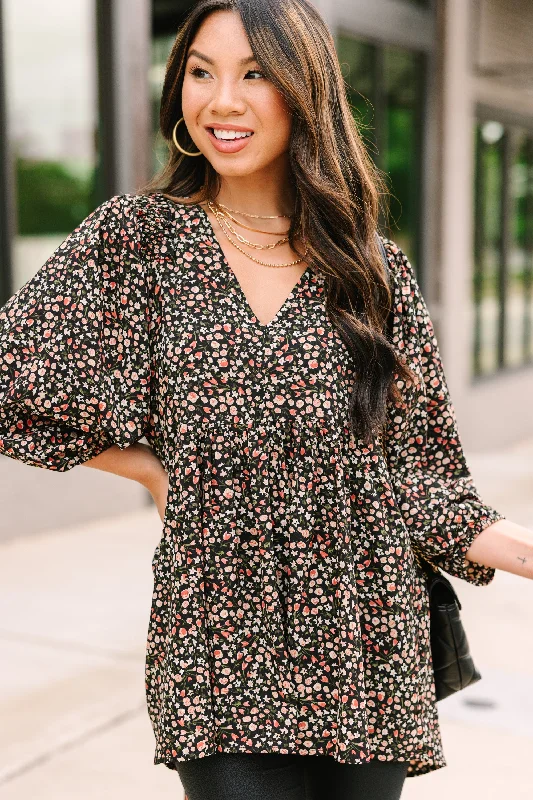 Feeling Wild Black Ditsy Floral Tunic