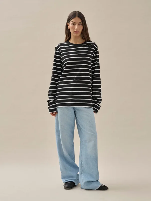 Long Sleeve Breton Tee in Black and White Stripe