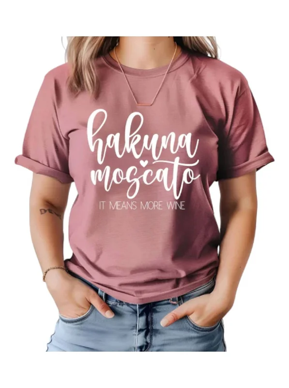 Hakuna Moscato Graphic Tee In Pink