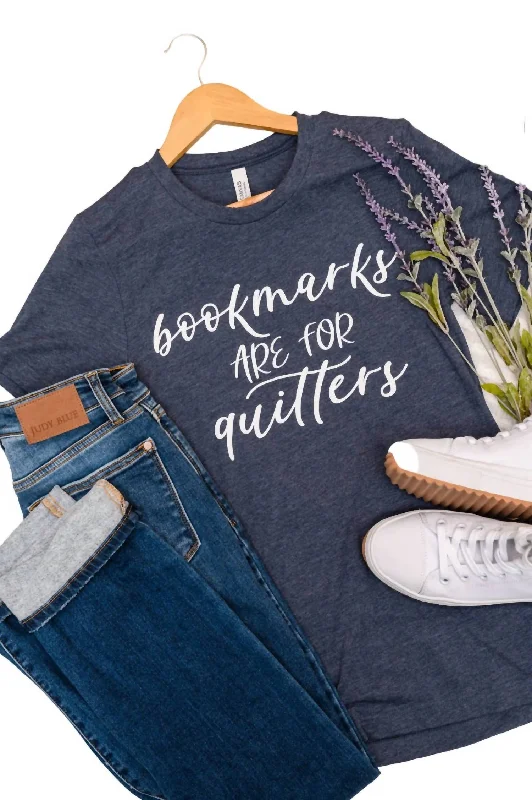 Women's Bookmarks Are For Quitters Graphic Tee In Heather Navy